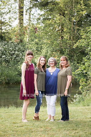 Emily Hall Photography - Family Portraits 2017-77