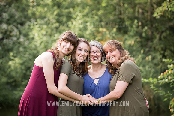 Emily Hall Photography - Family Portraits 2017-82