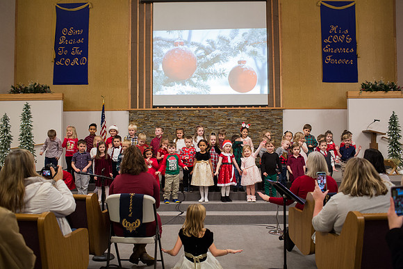 YMCA Preschool Christmas Program 2019-9028